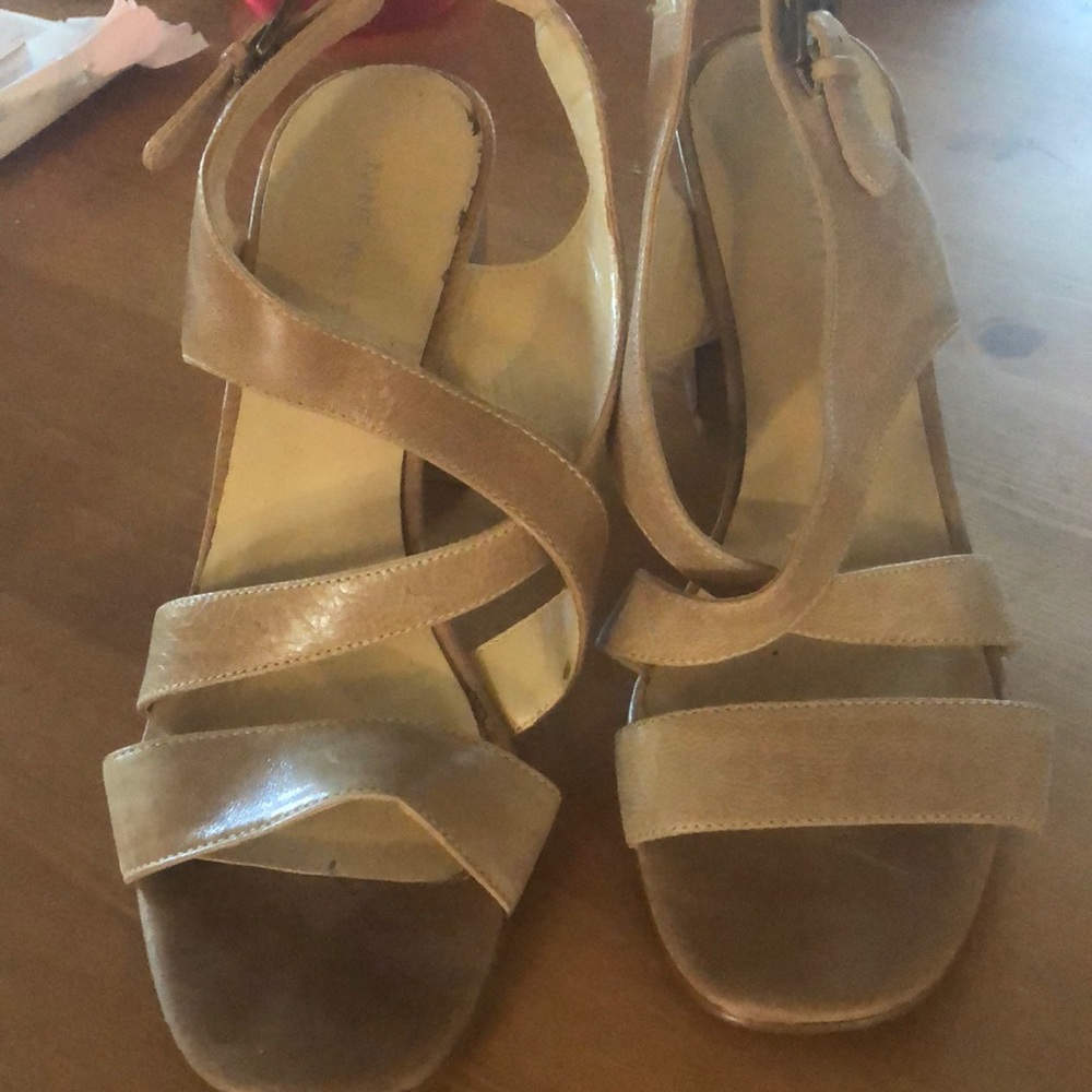 Nine West tan leather square heel sandals
